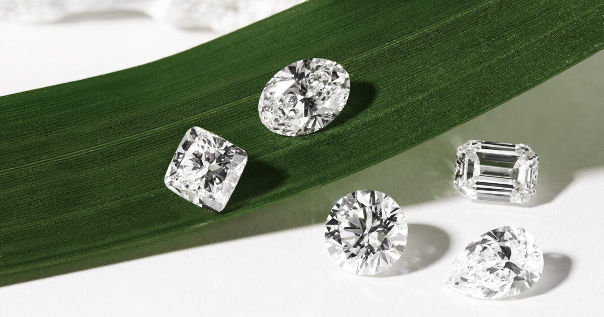 The Sparkling Debate: Lab-Grown Diamonds vs. Natural Diamonds